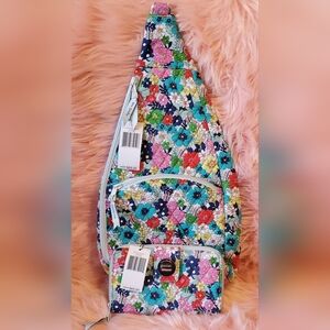 Vera Bradley Colorful Floral Backpack = NEW